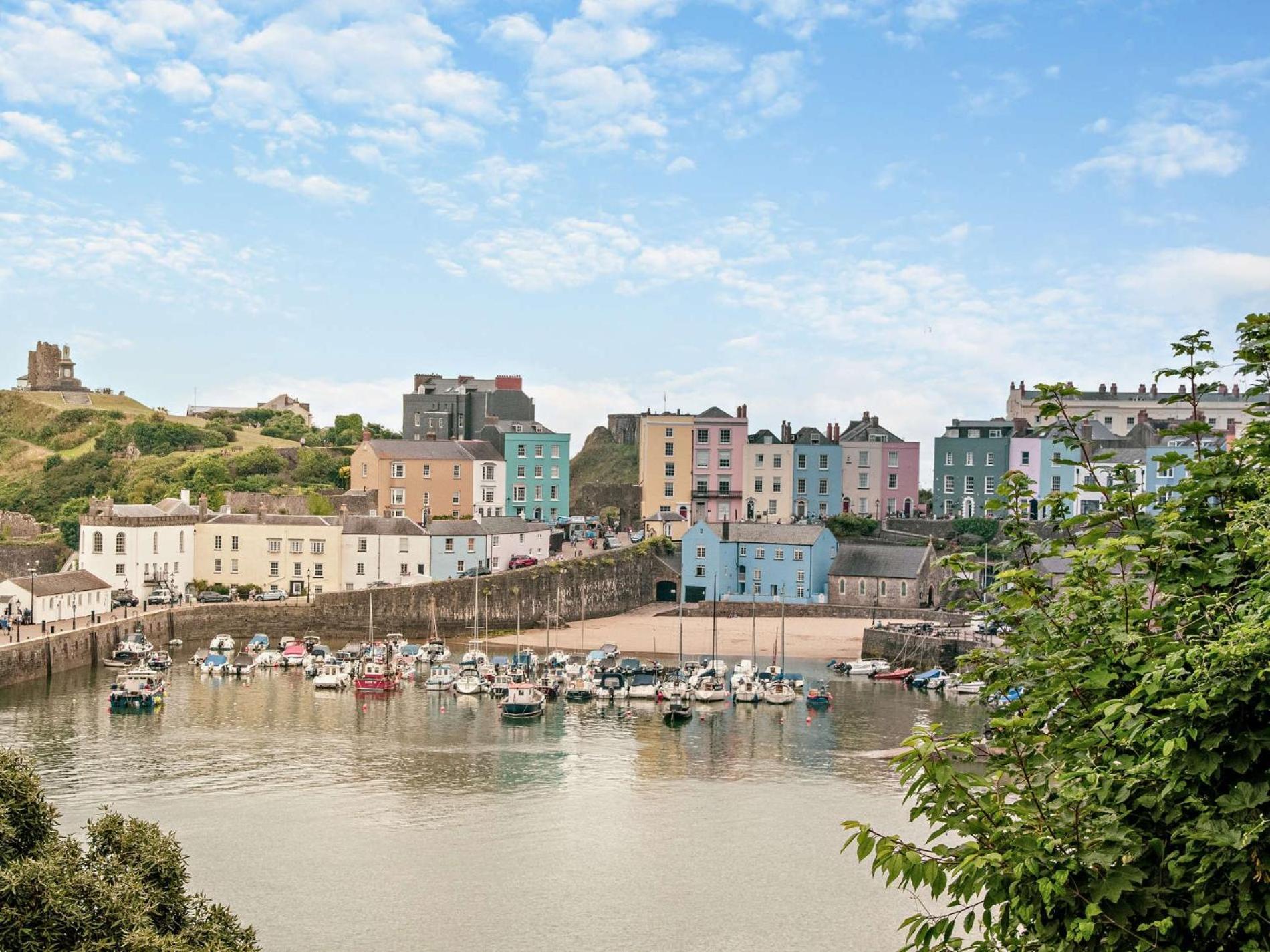 2 Bed In Tenby Fb229 エクステリア 写真